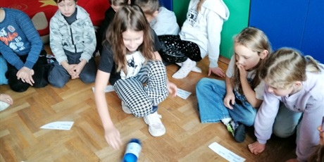 Powiększ grafikę: Andrzejki w 2a