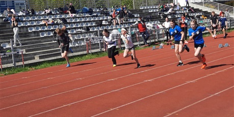 Powiększ grafikę: czwartki-lekkoatletyczne-612604.jpg