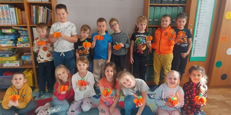 Powiększ grafikę: Dzień dyni - zajęcia świetlicowe kl.1A i 3A 