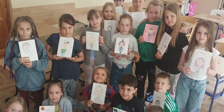 Powiększ grafikę: dzien-matki-zajecia-swietlicowe-kl-1a-1b-1c-2a-2b-i-3a-u-pani-sylwii-olgi-karoliny-i-grazyny-617013.jpg