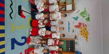 Powiększ grafikę: dzien-niepodleglosci-w-swietlicy-kl-1a-2a-i-3a-653214.jpg