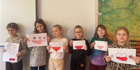 Powiększ grafikę: dzien-niepodleglosci-w-swietlicy-kl-1a-2a-i-3a-653358.jpg