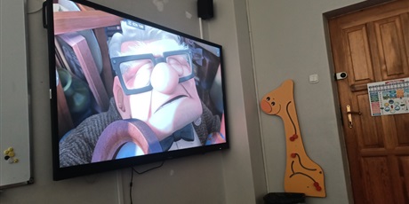 Powiększ grafikę: English Movie Night – wieczór filmowy