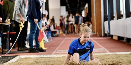 Powiększ grafikę: halowe-mistrzostwa-gdanska-szkol-w-lekkoatletyce---660669.jpg