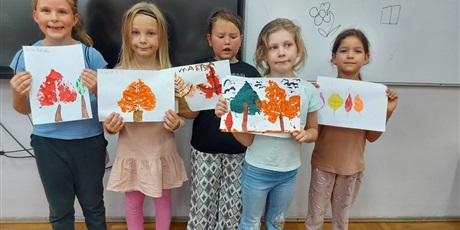 Powiększ grafikę: Jesień - zajęcia świetlicowe kl.1A i 3A