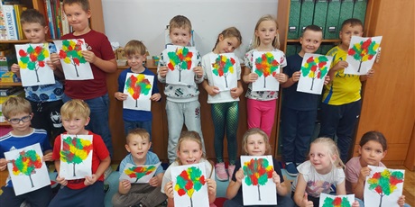 Powiększ grafikę: Jesień - zajęcia świetlicowe kl.1A i 3A