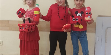 Powiększ grafikę: Kolorowy tydzień - czerwony - w świetlicy kl.1a, 2a i 3a.