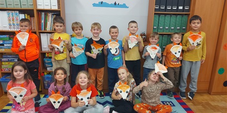 Powiększ grafikę: Kolorowy tydzień - pomarańczowy - w świetlicy kl.1a, 2a i 3a.