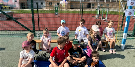 Powiększ grafikę: olimpiada-sportowa-2025-wyscigi-rzedow-625042.jpg