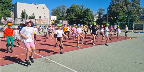 Powiększ grafikę: olimpiada-sportowa-2026-dla-klas-1-3-za-nami--697445.jpg
