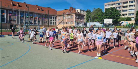 Powiększ grafikę: olimpiada-sportowa-2026-dla-klas-1-3-za-nami--697446.jpg