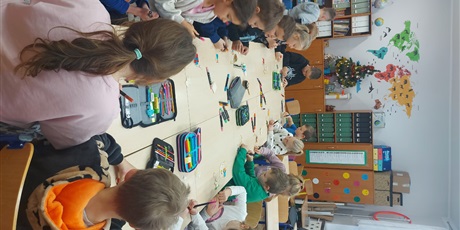 Powiększ grafikę: ozdoby-swiateczne-zajecia-swietlicowe-kl-1a-i-3a-665919.jpg