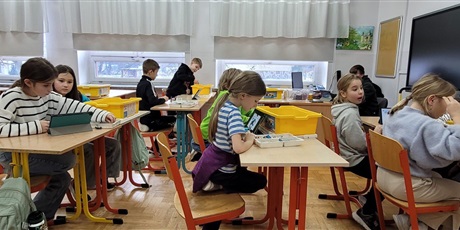 Powiększ grafikę: polkolonie-zimowe-672175.jpg