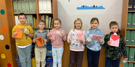 Powiększ grafikę: polkolonie-zimowe-672180.jpg