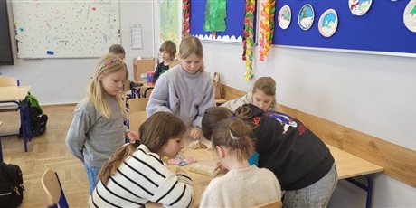 Powiększ grafikę: polkolonie-zimowe-672181.jpg