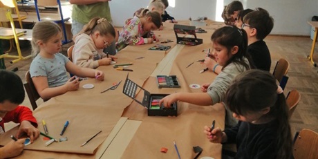 Powiększ grafikę: polkolonie-zimowe-672188.jpg