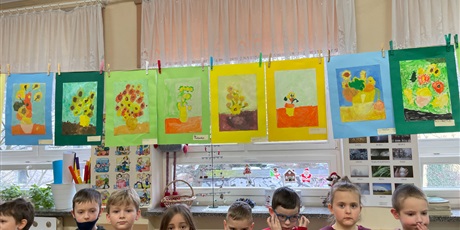 Powiększ grafikę: „Słoneczniki” Vincenta van Gogha w interpretacji uczniów klasy 1b
