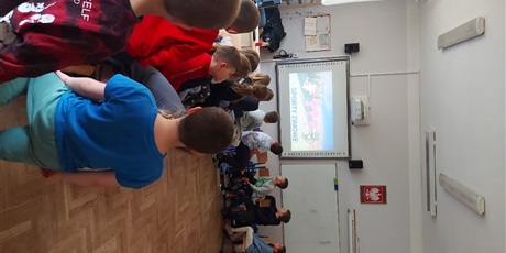 Powiększ grafikę: Sporty zimowe i bezpieczne ferie - zajęcia świetlicowe kl. 1A, 2A i 3A