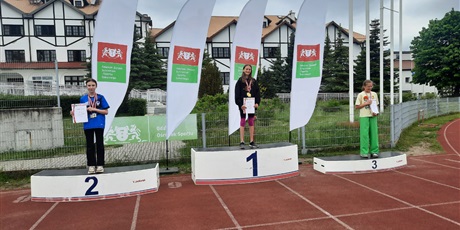 Powiększ grafikę: sukces-naszych-uczennic-i-uczniow-621208.jpg