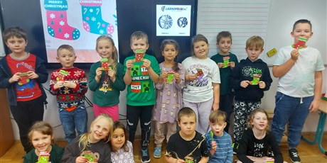 Powiększ grafikę: swiateczne-dekoracje-zajecia-swietlicowe-kl-1a-2a-i-3a-665033.jpg