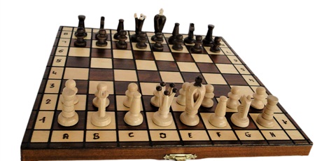 Powiększ grafikę: szkola-szachowa-krol-i-krolowa-465381.jpg