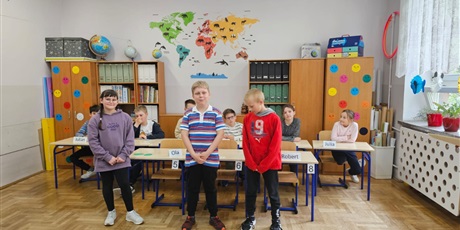 Powiększ grafikę: Szkolny Konkursu Wiedzy „1 z 10” dla uczniów klas trzecich