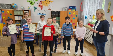 Powiększ grafikę: Szkolny Konkursu Wiedzy „1 z 10” dla uczniów klas trzecich