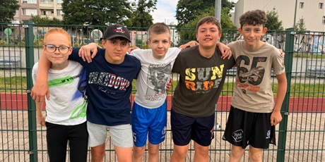Powiększ grafikę: szkolny-turniej-goalcha-street-handball-za-nami-699968.jpg