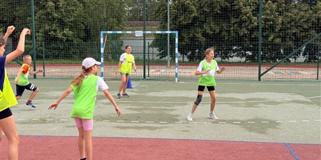 Powiększ grafikę: szkolny-turniej-goalcha-street-handball-za-nami-699977.jpg