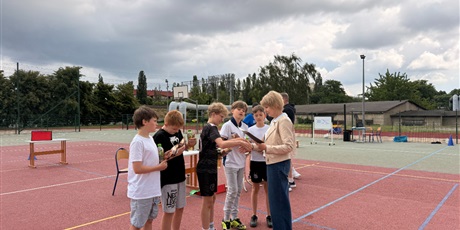 Powiększ grafikę: szkolny-turniej-goalcha-street-handball-za-nami-699986.jpg