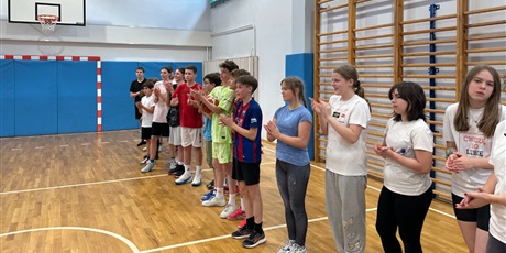 Powiększ grafikę: szkolny-turniej-koszykowki-3x3-za-nami-621625.jpg
