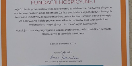 Powiększ grafikę: tytul-honorowego-wolontariusza-dla-sp17-342474.jpg