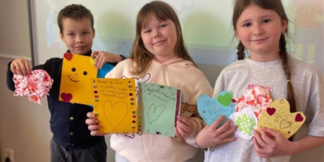 Powiększ grafikę: walentynki-poczta-walentynkowa-675193.jpg