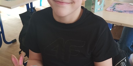 Powiększ grafikę: Wielkanoc - zajęcia plastyczne klasy 3a w świetlicy 🐇🐥