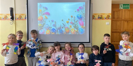 Powiększ grafikę: Wielkanoc - zajęcia świetlicowe kl. 1A, 1B, 1C, 2A i 3A u Pani Sylwii, Olgi i Karoliny