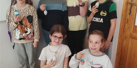 Powiększ grafikę: Wielkanoc - zajęcia świetlicowe kl. 1A, 1B, 1C, 2A i 3A u Pani Sylwii, Olgi i Karoliny