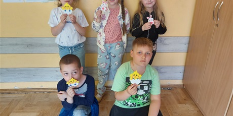 Powiększ grafikę: wielkanoc-zajecia-swietlicowe-kl-1a-1b-1c-2a-i-3a-u-pani-sylwii-olgi-i-karoliny-609527.jpg