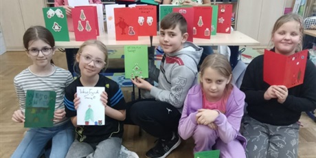 Powiększ grafikę: Wymiana kartek świątecznych uczniów świetlicy kl. 1a i 3a