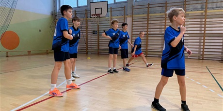 Powiększ grafikę: Zawody w Dwóch Ogniach Usportowionych chłopców