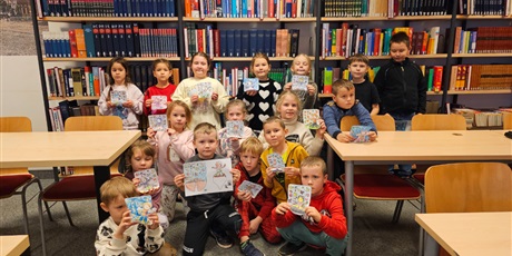 Klasa 1a w bibliotece